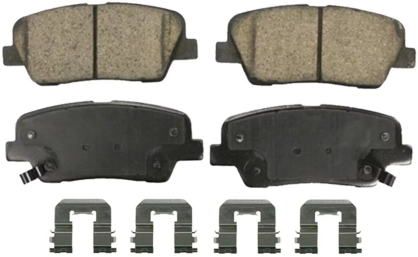 Detroit Axle - Brake Pads for 2010-2012 Hyundai Santa Fe, 11-14 Kia Sorento, 4 Front and Rear Ceramic Brake Pads 2010 2011 2012 2013 2014 Replacement