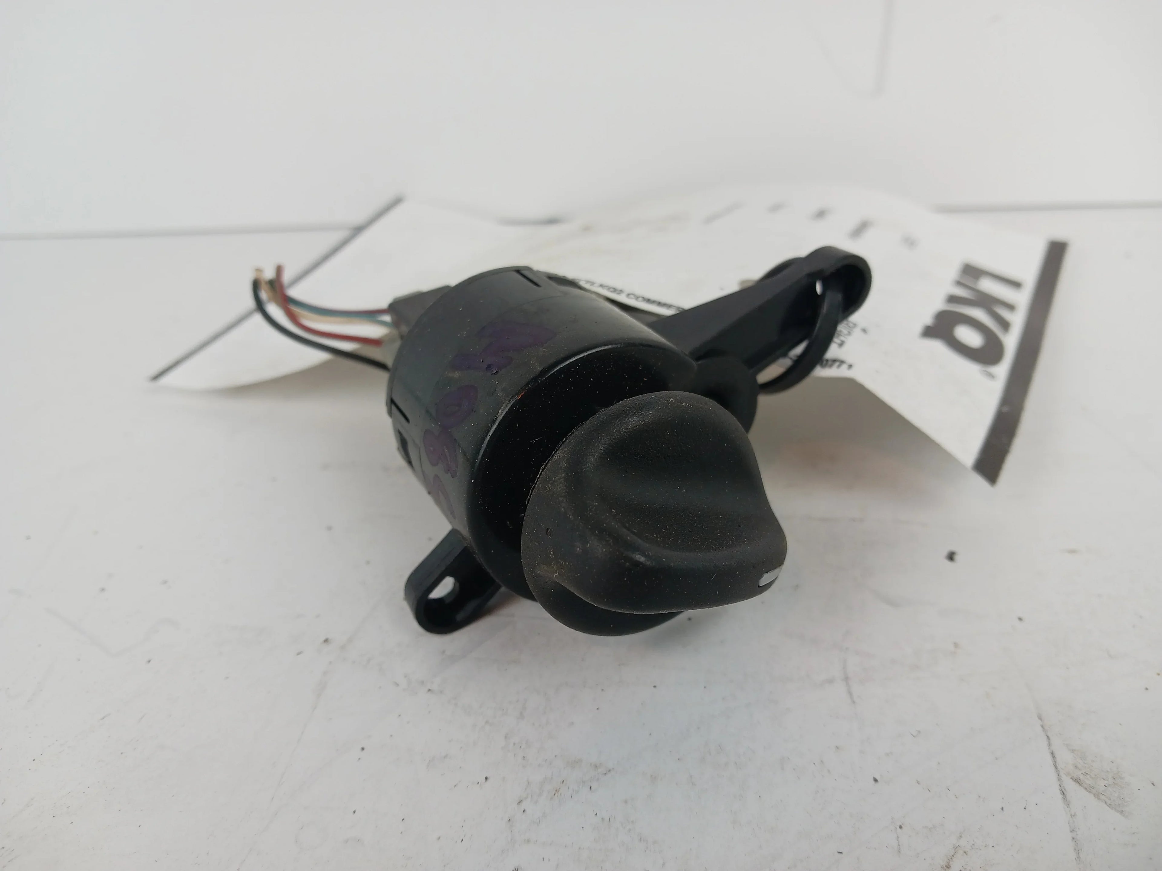 Pre-Owned 1999 Ford Ranger 4x4 Transfer Case Switch OEM (Good)