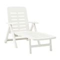 Sedia a sdraio reclinabile in plastica bianca con braccioli.