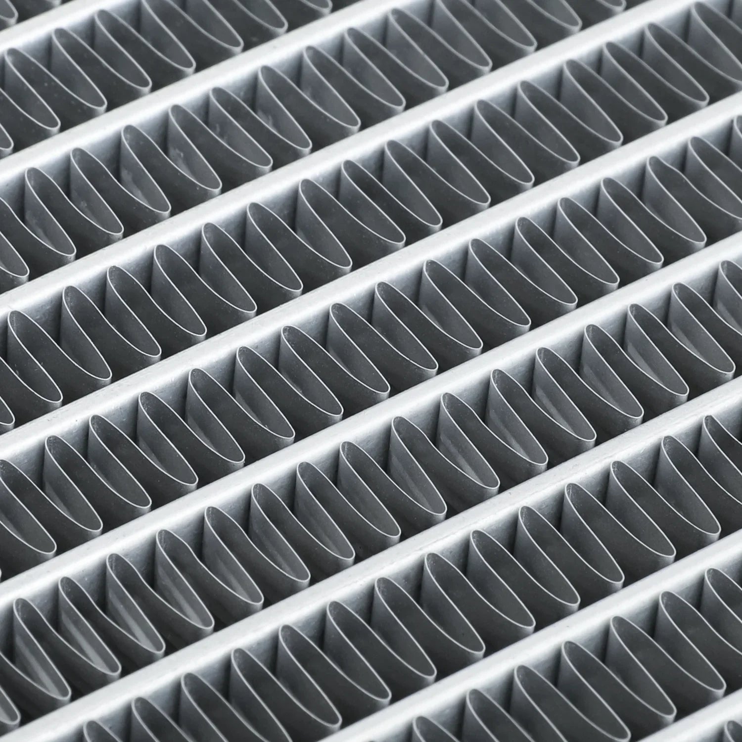 Magshion 2451 Aluminum Core Radiator OE Replacement for Suzuki Aerio 2.0L/2.3L (2002-2007) AT