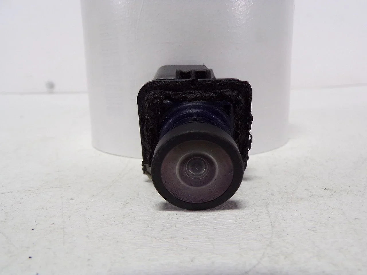 Pre-Owned 15-22 Ford Mustang Rear View Backup Camera OEM LKQ (Good)