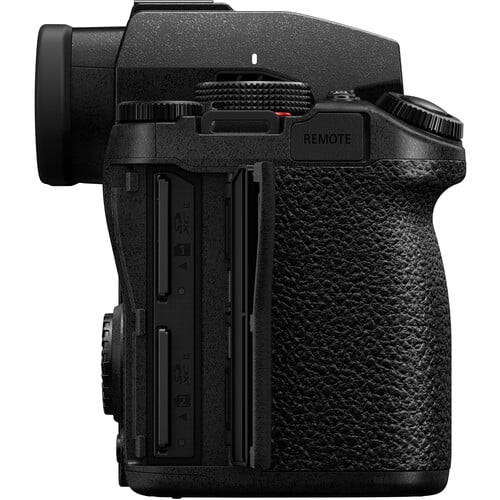 Lumix S5 II Mirrorless Camera with S 20-60mm f/3.5-5.6 Lens DC-S5M2KK