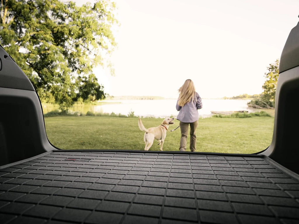 WeatherTech Cargo Trunk Liner with Bumper Protector compatible with 2017-2022 Honda CR-V - Cargo Tray In Highest Position With Bumper Protector, Black