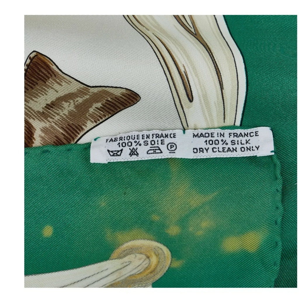 Pre-Owned Hermes Carre 90 ETRIERS Stirrup Pattern Horse Tack Scarf Muffler Green Multicolor Silk Ladies HERMES (Fair)