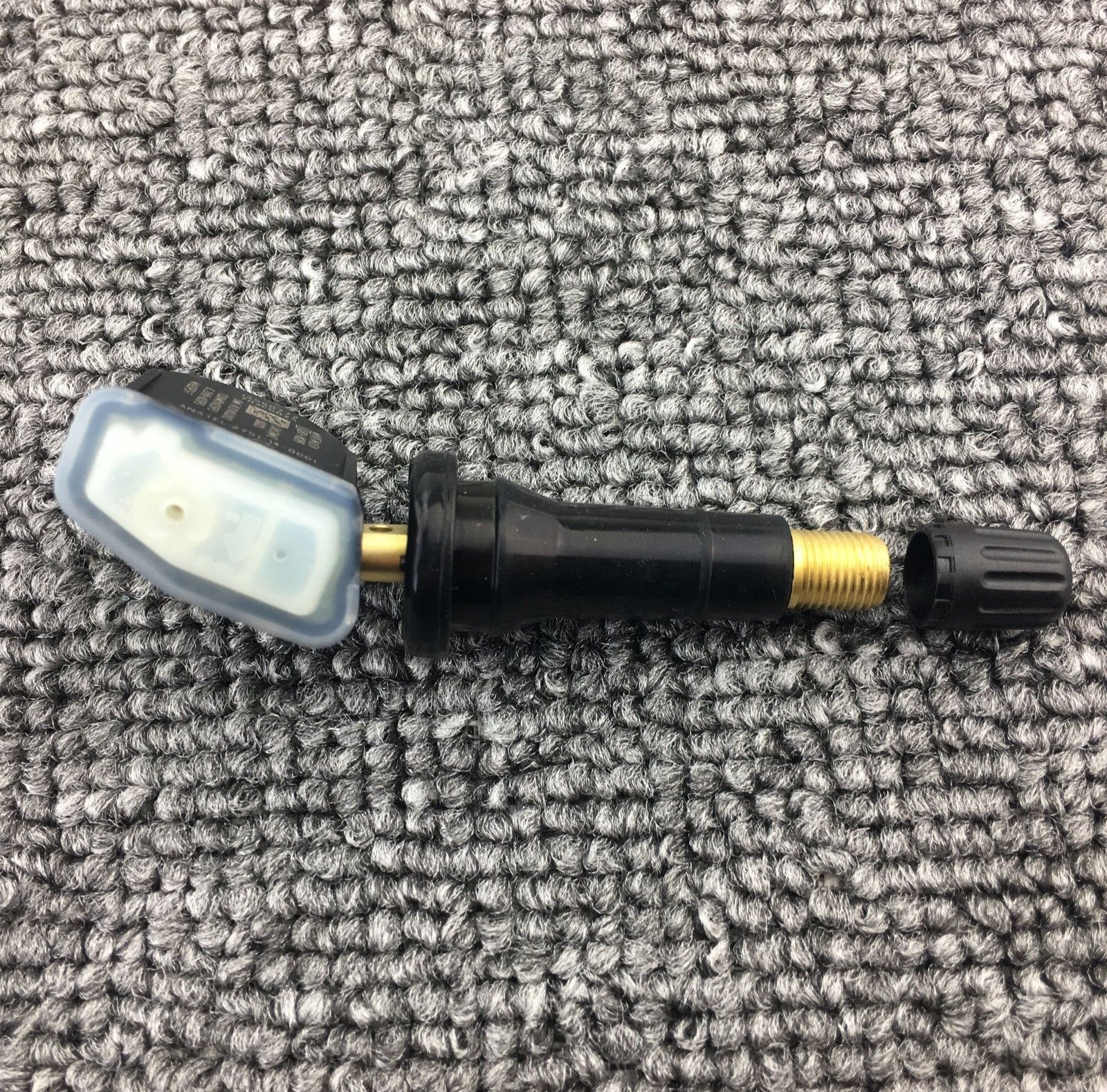 (4) pcs GM OEM New TPMS Tire Pressure Monitoring Sensors for Chevy GMC 13586335