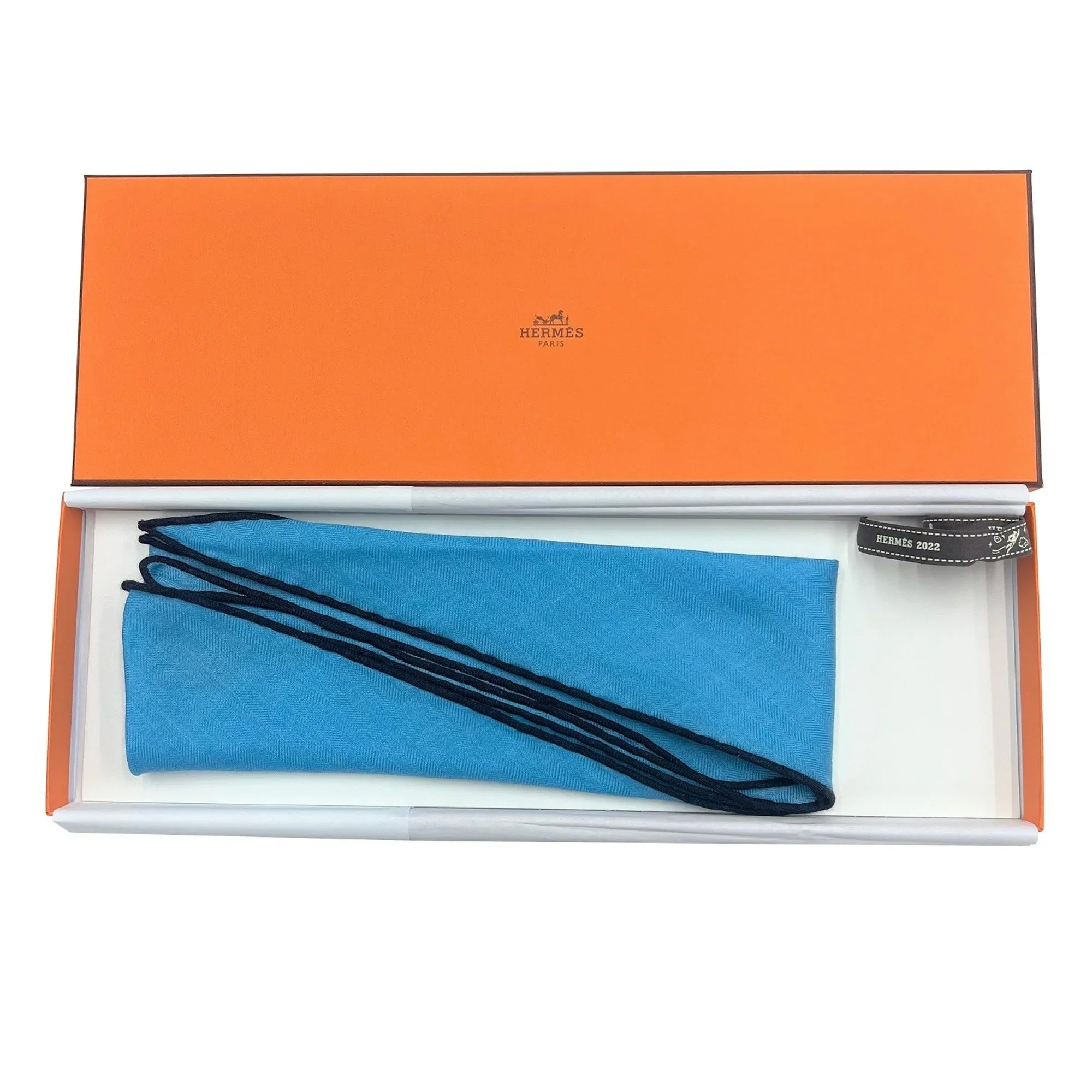 Pre-Owned HERMES Hermes triangle scarf cashmere silk blue ladies (Like New)