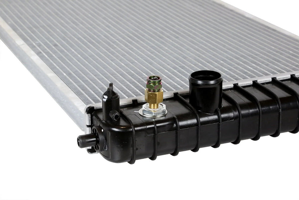 AutoShack Radiator Replacement for 1996-2004 GMC Sonoma 1996-2005 Jimmy 1996-2003 2004 Chevrolet S10 1996-2005 Blazer 1996-2001 Oldsmobile Bravada 1997-2000 Isuzu Hombre 4.3L V6 4WD AWD FWD RWD RK701