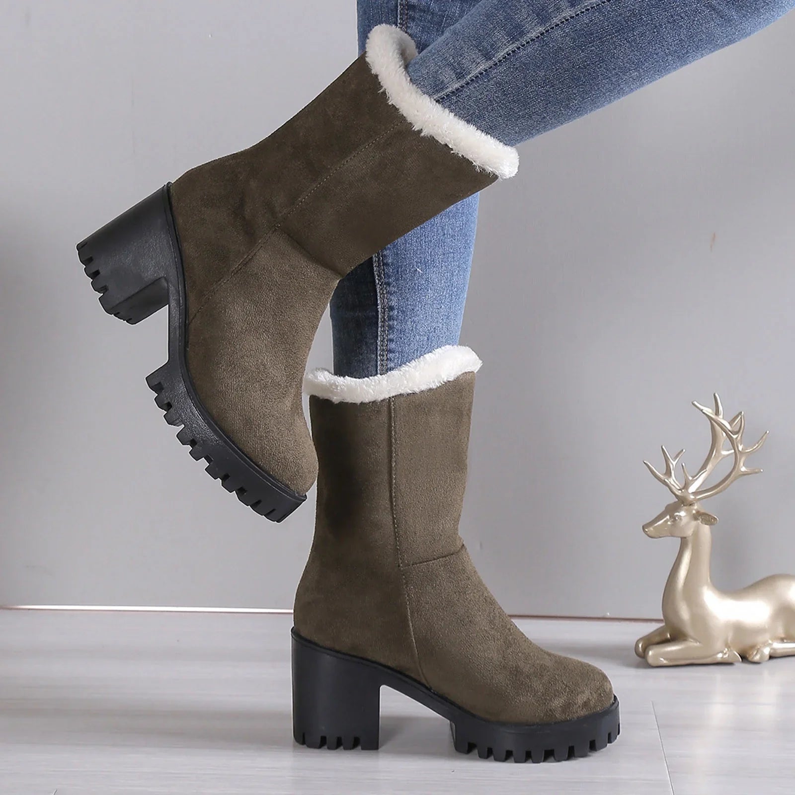 Wide Womens Hiking Boots Ladies Fashion Winter Plush Warm Solid Suede Thick High Heel Cotton Boots