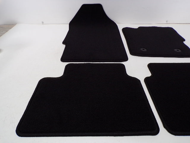 Pre-Owned 22 Ford Ranger Set of 4 *NEW* Black Cloth Floor Mats OEM LKQ (Good)