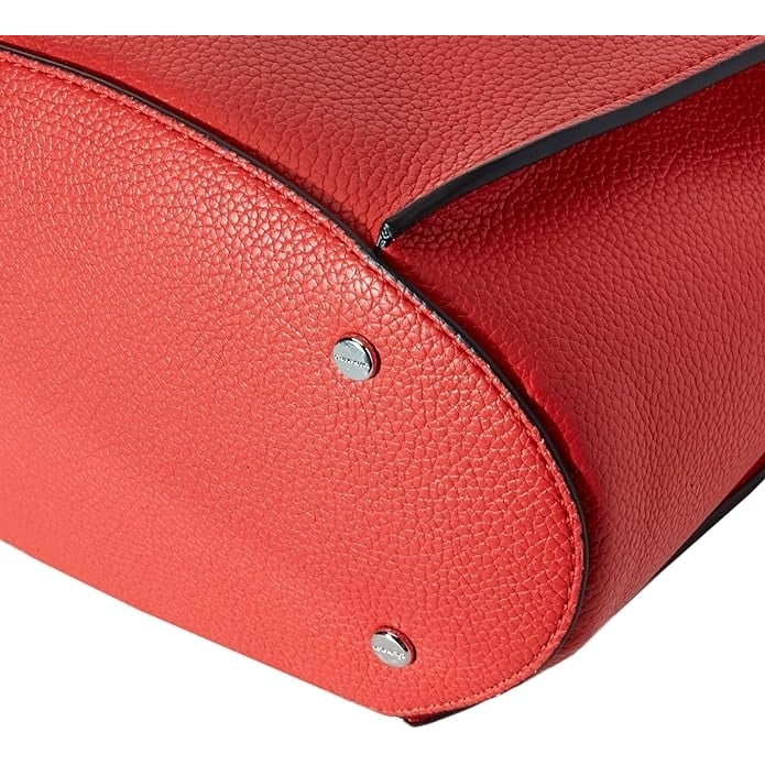 Calvin Klein Lennon Novelty Shoulder Bag One Size Crimson