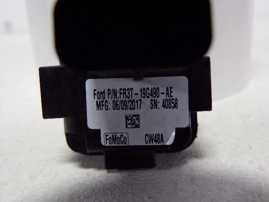 Pre-Owned 15-22 Ford Mustang Rear View Backup Camera OEM LKQ (Good)