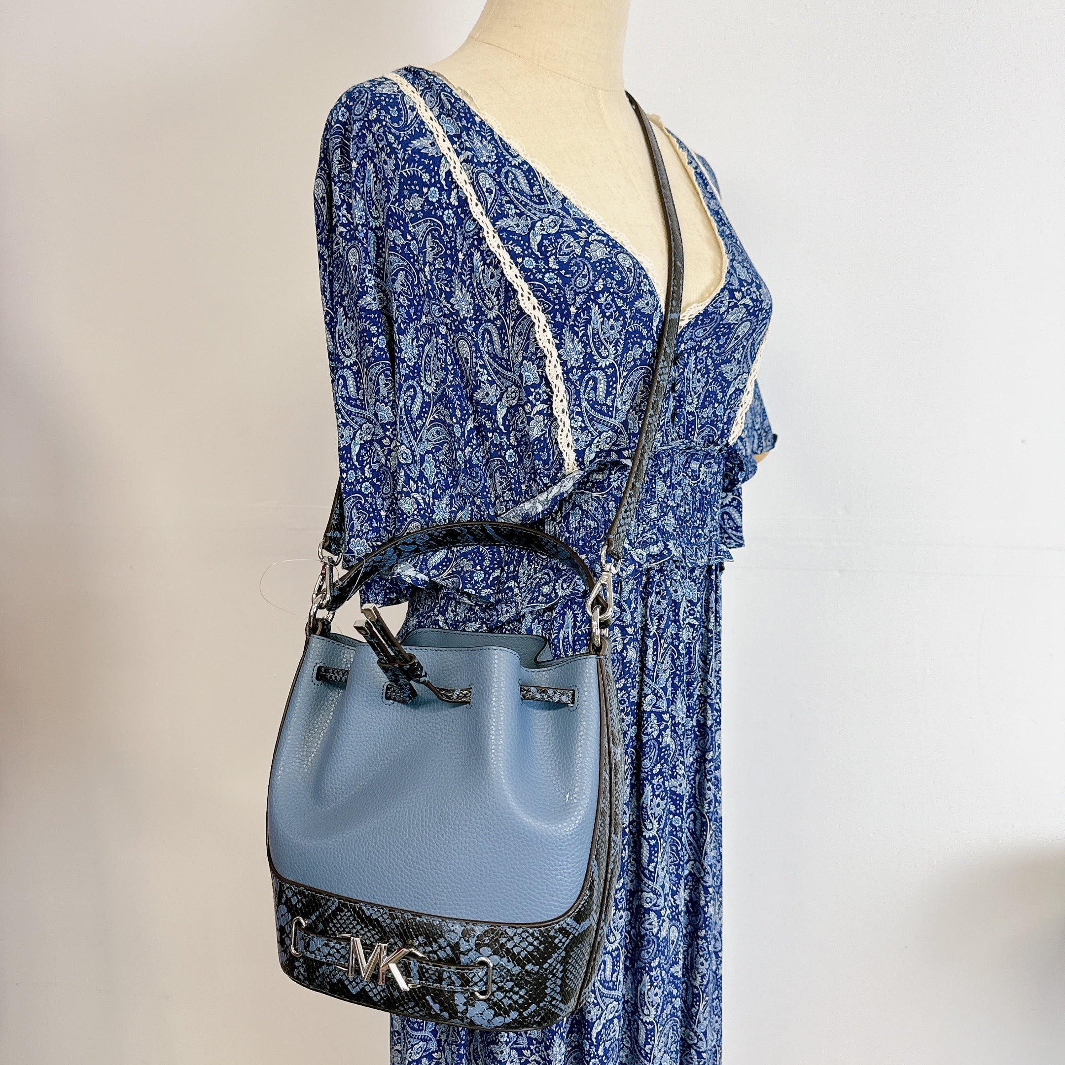 Michael Kors 35S4S6RM6U Reed Medium Leather Belted Bucket Crossbody Messenger IN DENIM