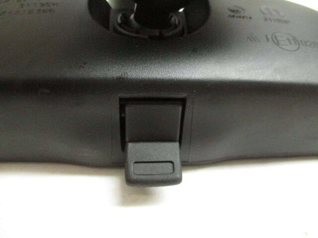 Pre-Owned Jeep Cherokee Manual Rear View Mirror w/911 Assist OEM LKQ (Good)