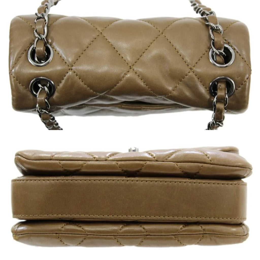 Pre-Owned CHANEL Chanel chain shoulder bag matelasse dark brown 15357745 (Good)