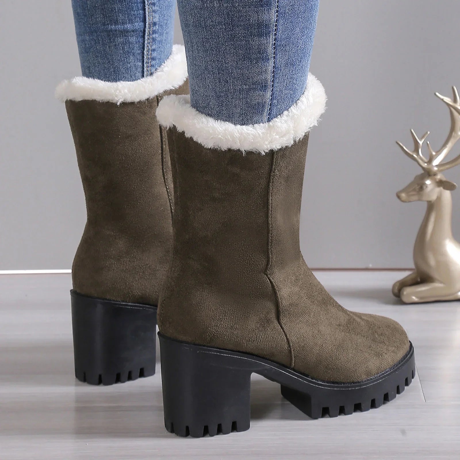 Wide Womens Hiking Boots Ladies Fashion Winter Plush Warm Solid Suede Thick High Heel Cotton Boots