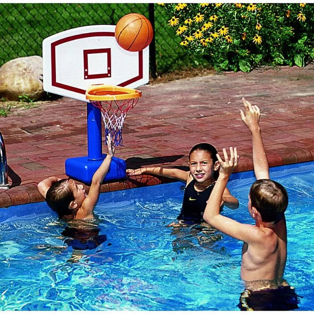 24" White and Blue Fluid Sports Jammin Basketball Poolside Swimming Pool Game