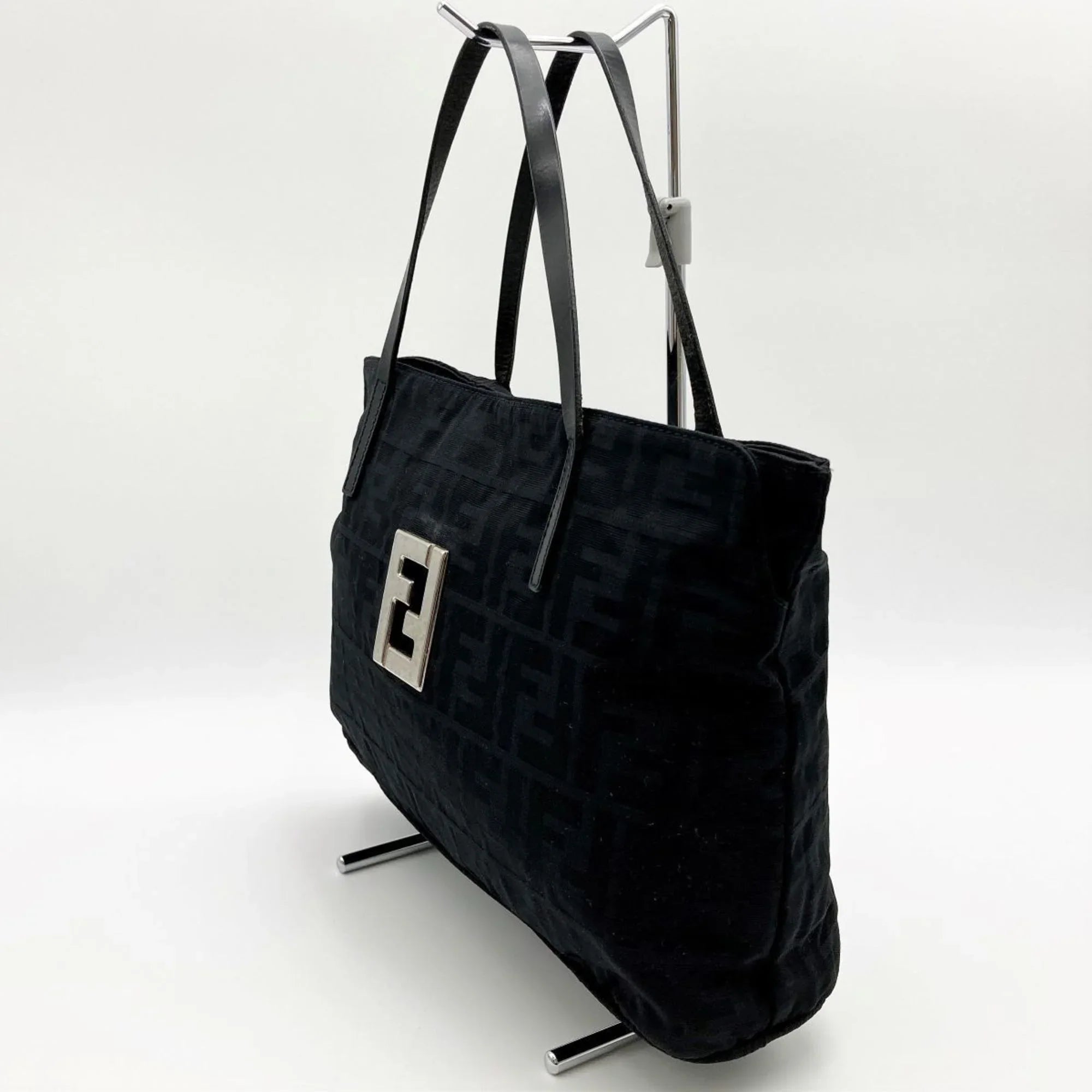 Pre-Owned FENDI Zucca pattern tote bag handbag black nylon canvas ladies 15786 (Good)